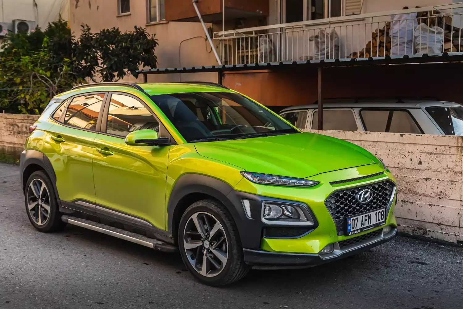 Hyundai Kona car trash can