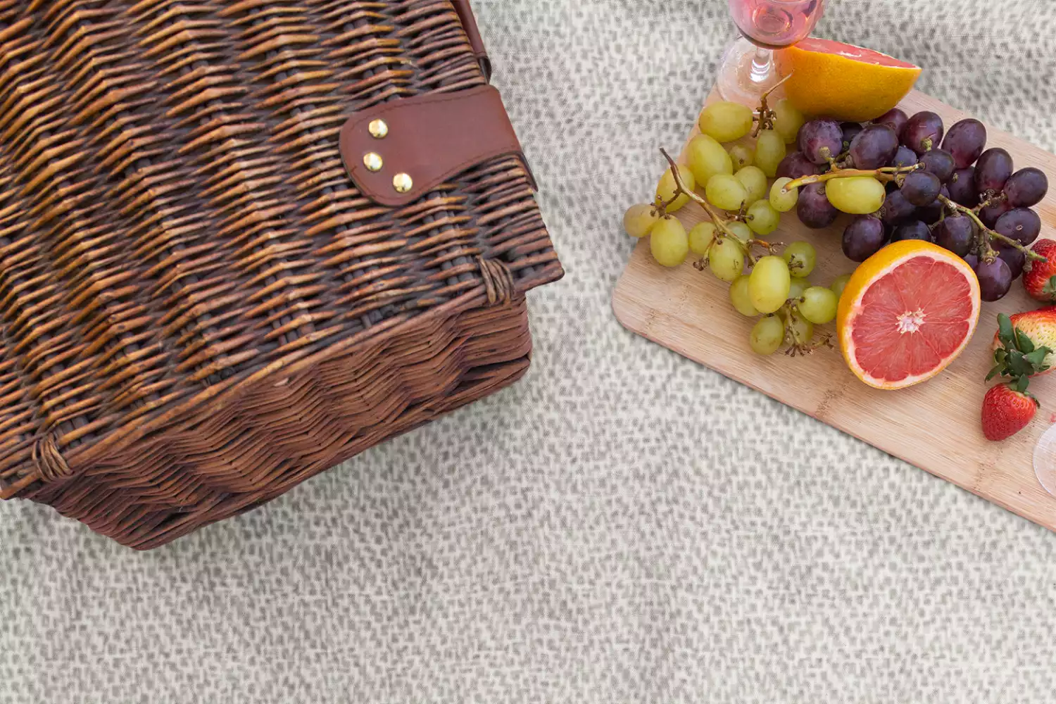 bulk picnic blankets